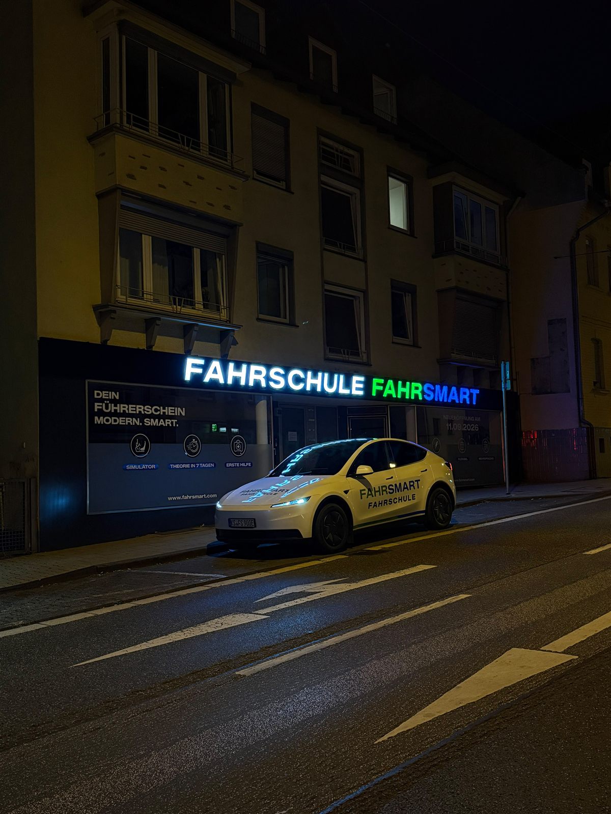 Tesla Model Y – einer unserer modernen Fahrschulwagen